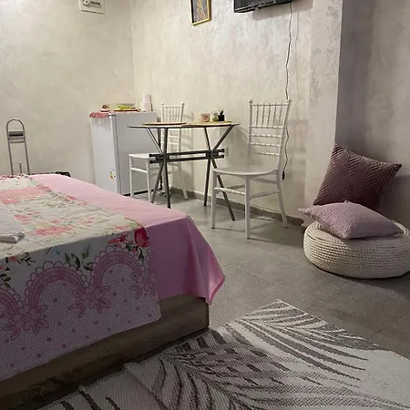 паритон партер דירה *